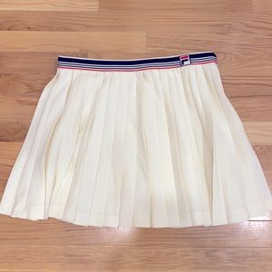 FILA pleated skirt size M